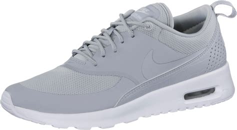 Schuhe von Nike in grau im Online Shop von SportScheck kaufen